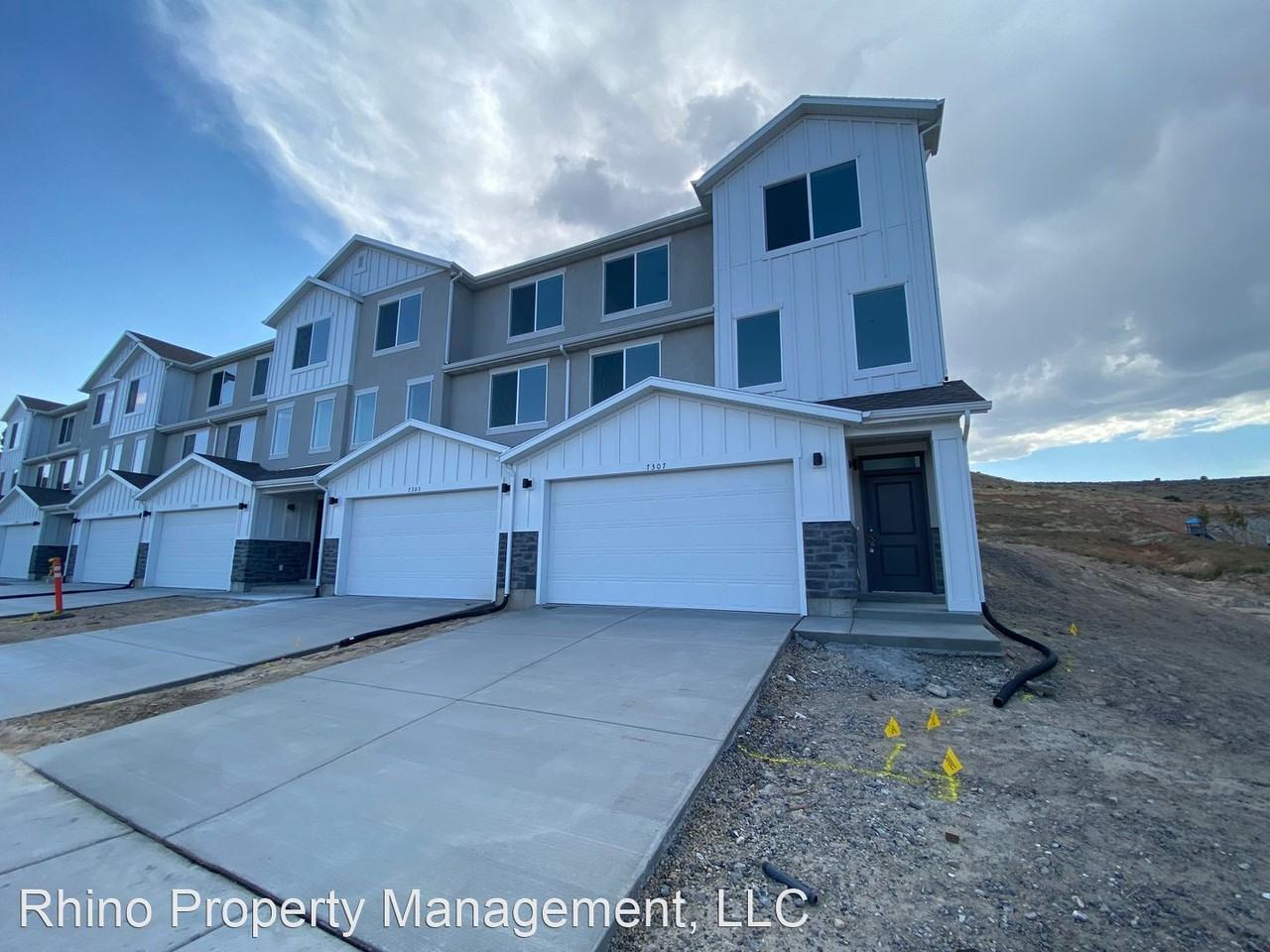 2738 - 2744 East Fir Lane - Photo 2 of 14