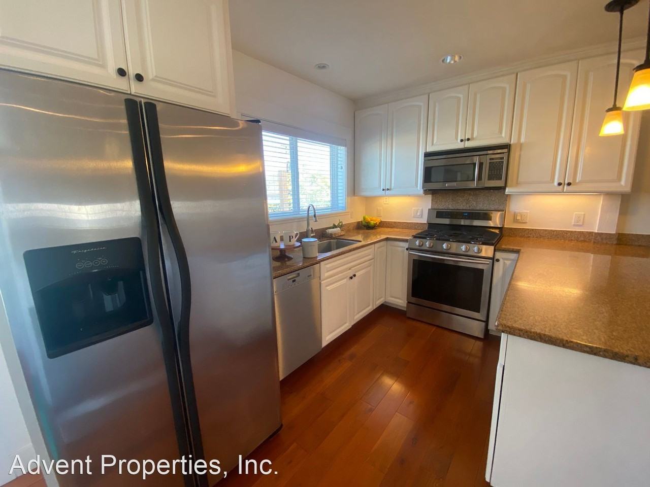 319 Castro St - Photo 3 of 18