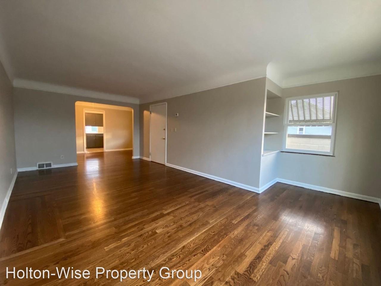 5551 Pearl Road - Photo 3 of 14