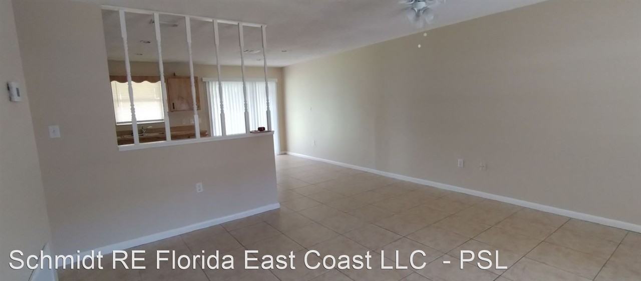 2745 Niagara Ave - Photo 2 of 14