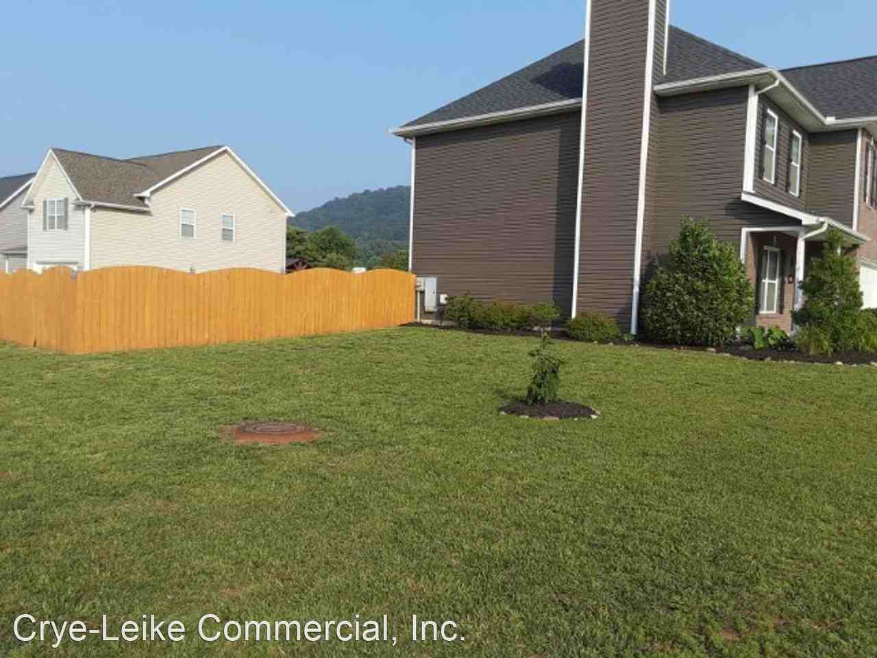 2743 Honey Hill Rd - Photo 2 of 31