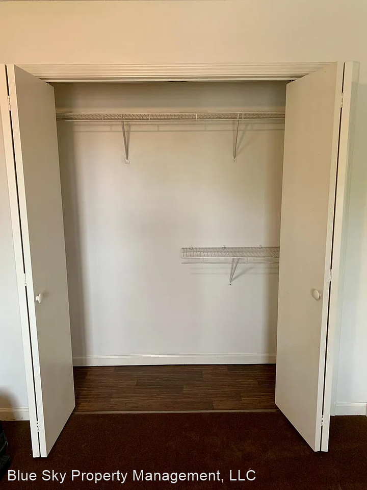 201 S Dill - 211 S Dill - Photo 2 of 12