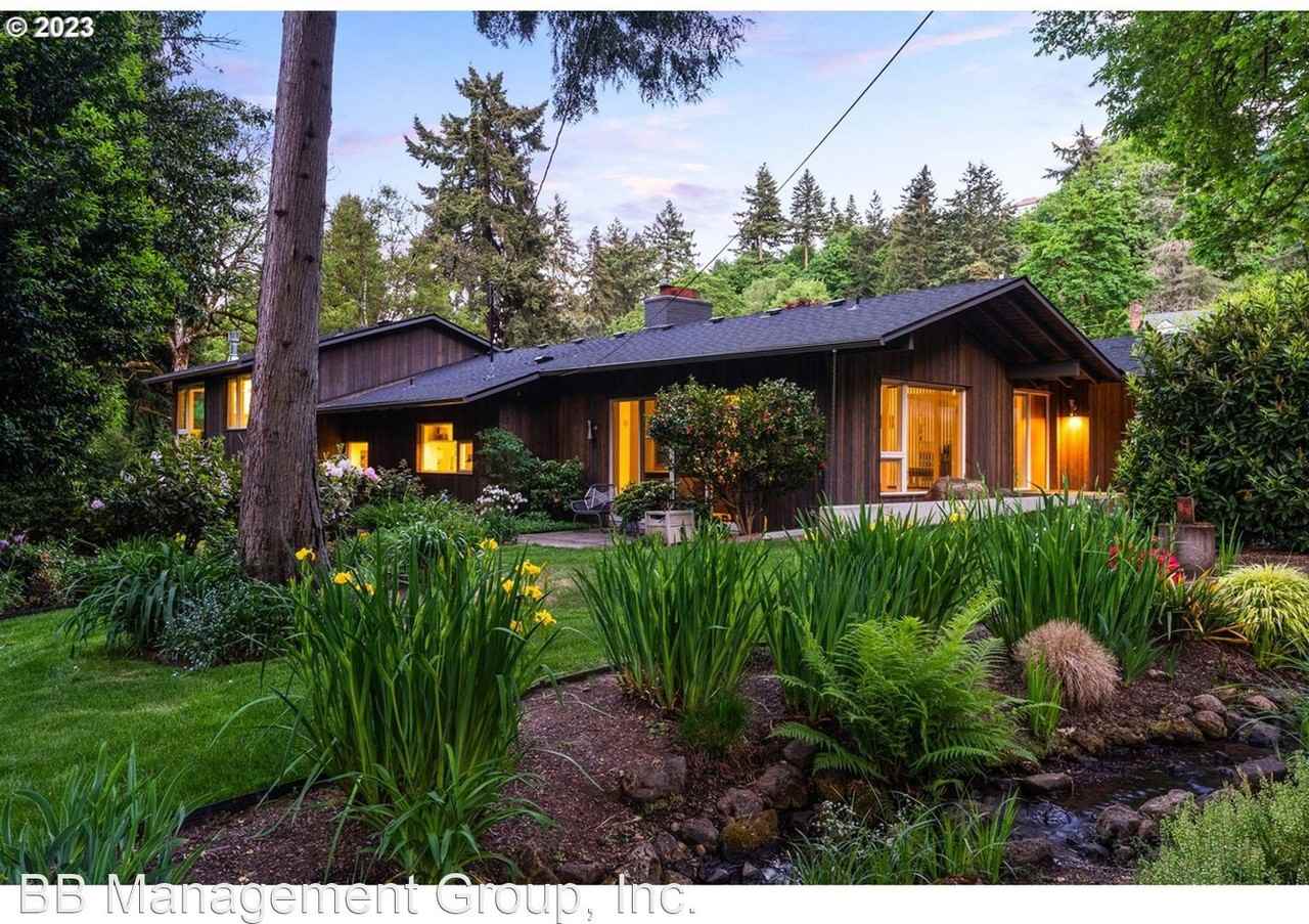 1601 S Carey Ln - Photo 3 of 44