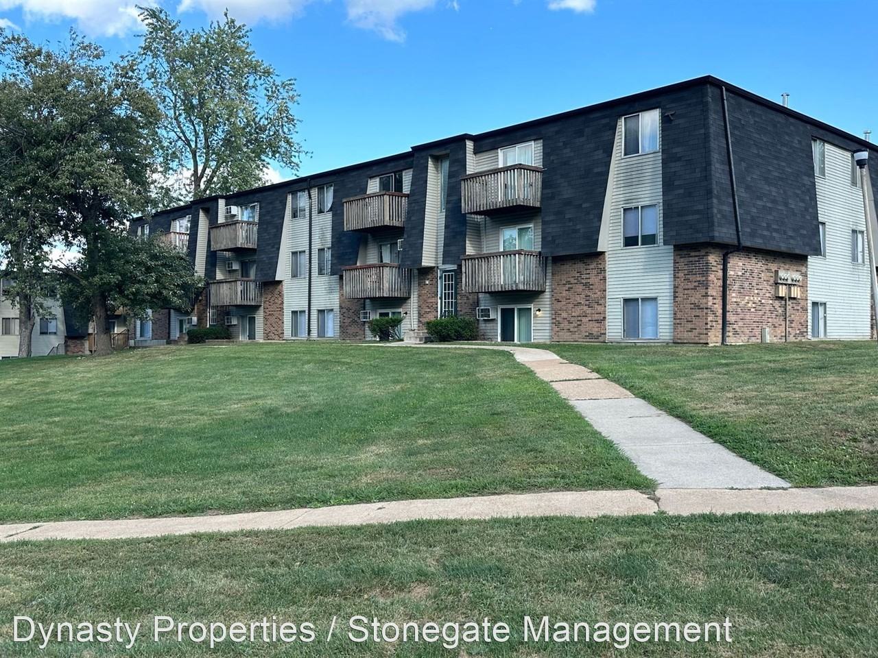 Woodlands - Photo 2 of 11