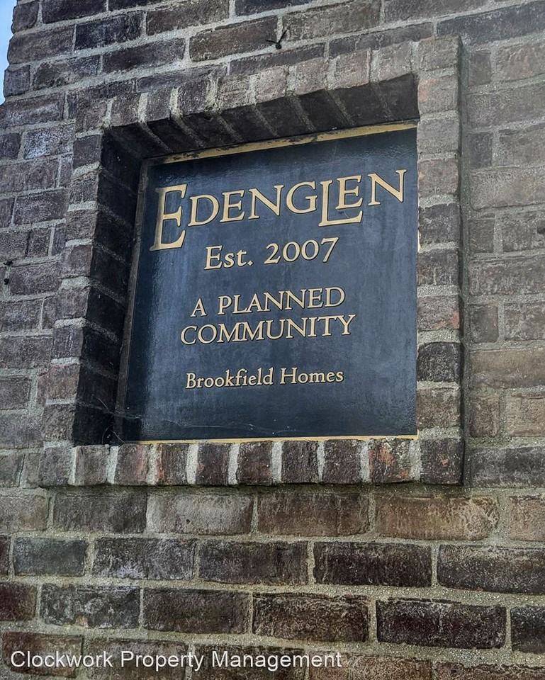 3090 S Cambridge Dr - Photo 2 of 39