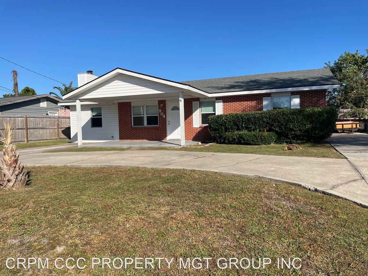 904 Forestdale Ave - Photo 2 of 15