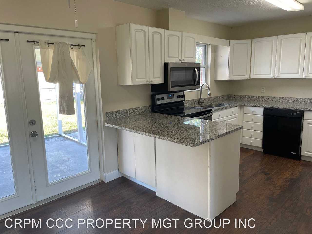 904 Forestdale Ave - Photo 3 of 15