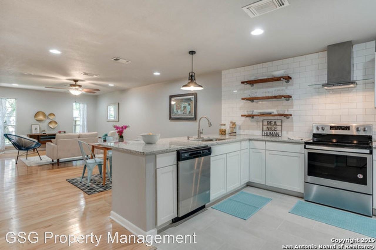 11127 Whisper Valley St - Photo 2 of 25