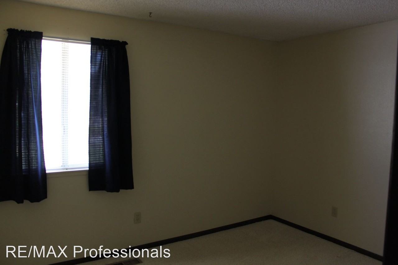 96 Opalite Ct - Photo 3 of 15