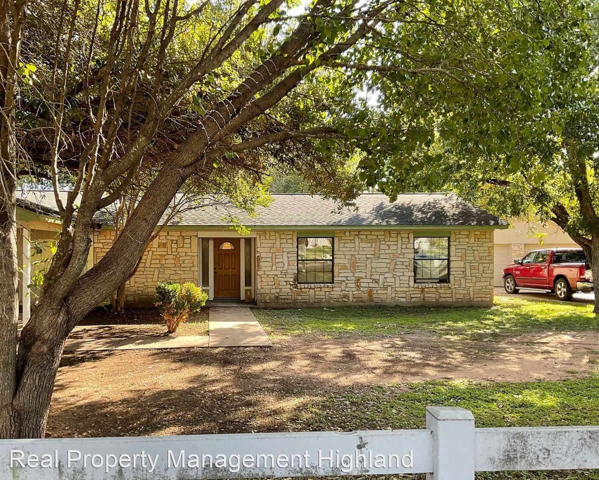 1100 Ash Dr - Photo 2 of 5