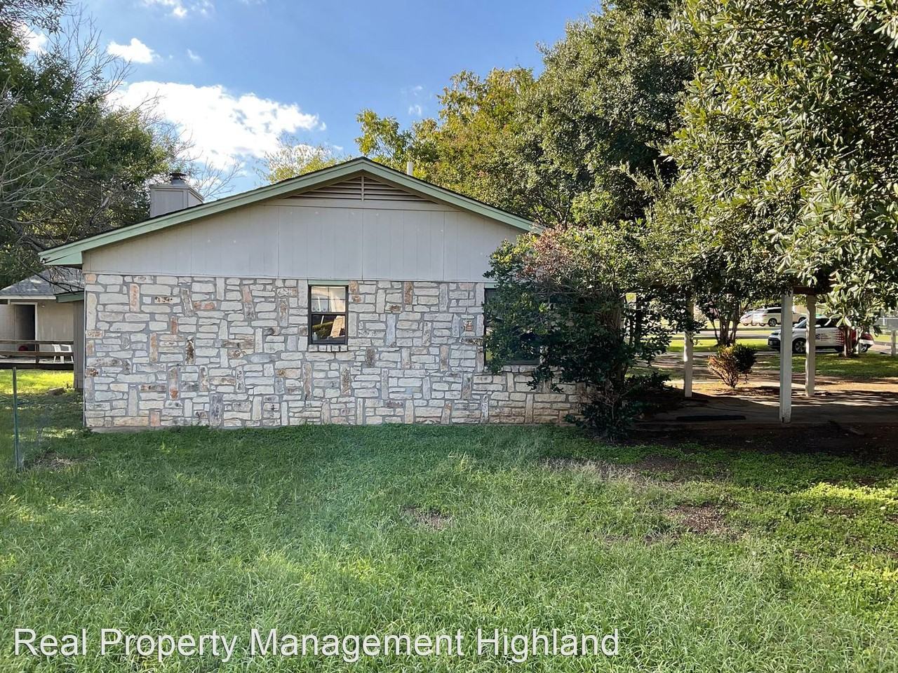 1100 Ash Dr - Photo 3 of 5