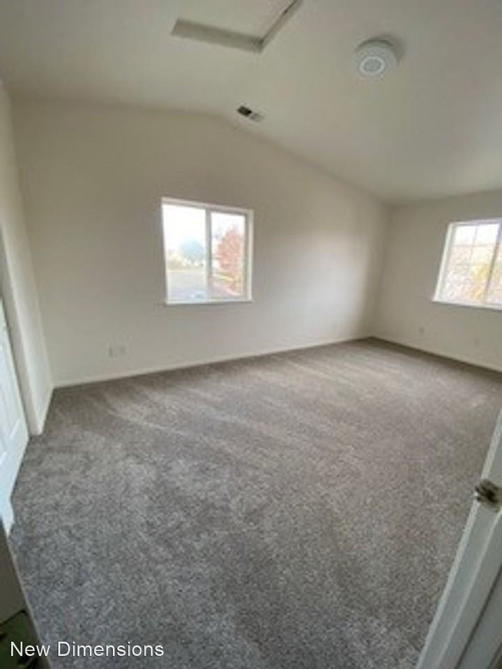 3569 Mashie Ct - Photo 3 of 35