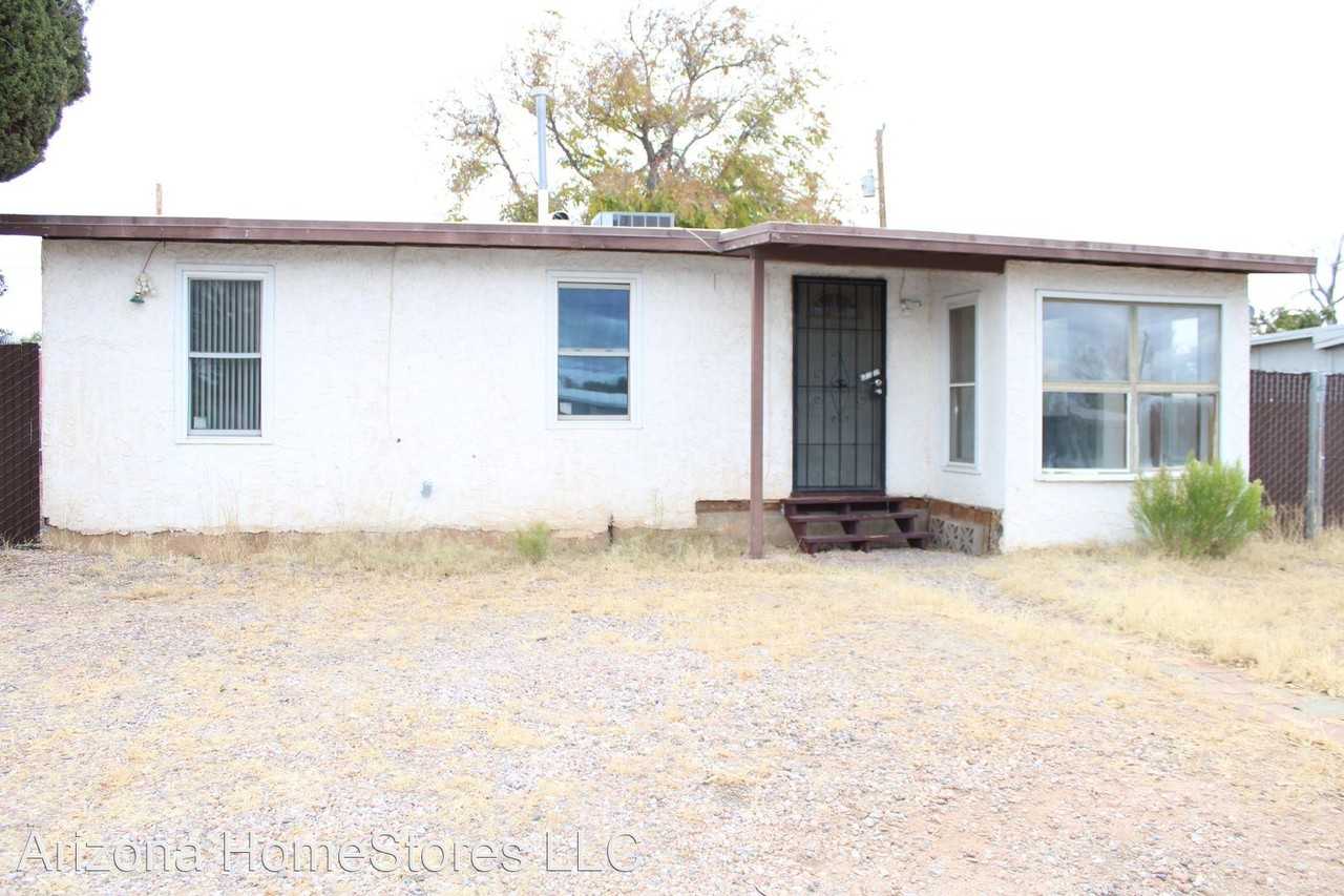 165 Sherbundy St, Sierra Vista, AZ 85635 4 Bedroom House for 1,150/month Zumper