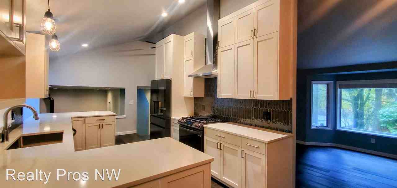 14212 164th Ave Se - Photo 3 of 50