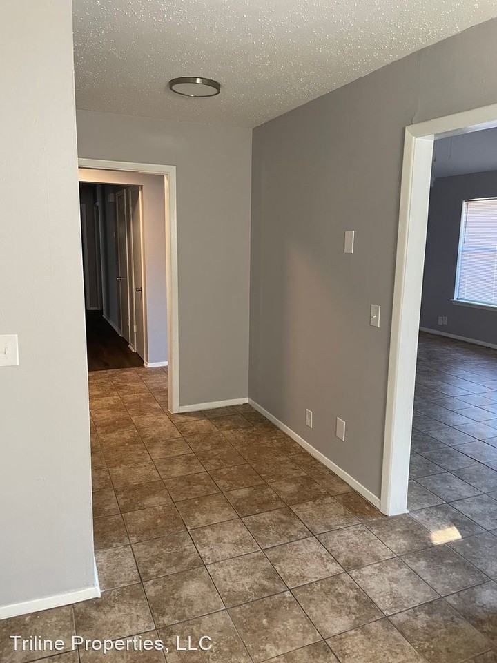 5915 S Quincy Pl - Photo 3 of 12