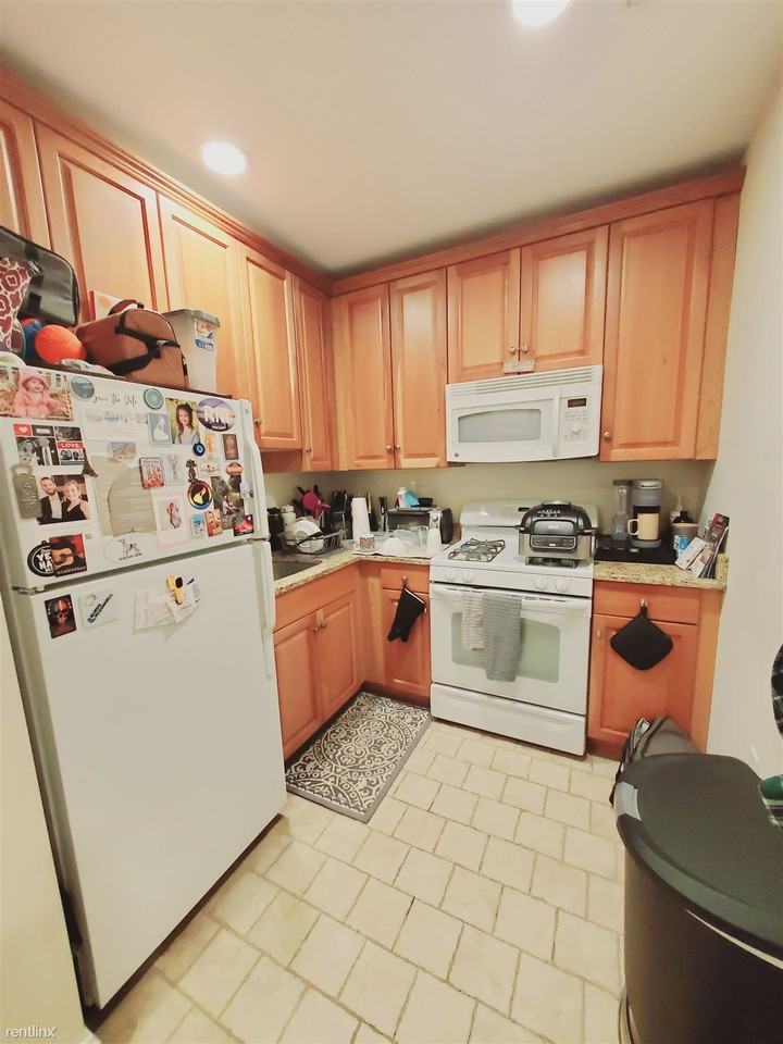 162 Bedford St - Photo 2 of 7