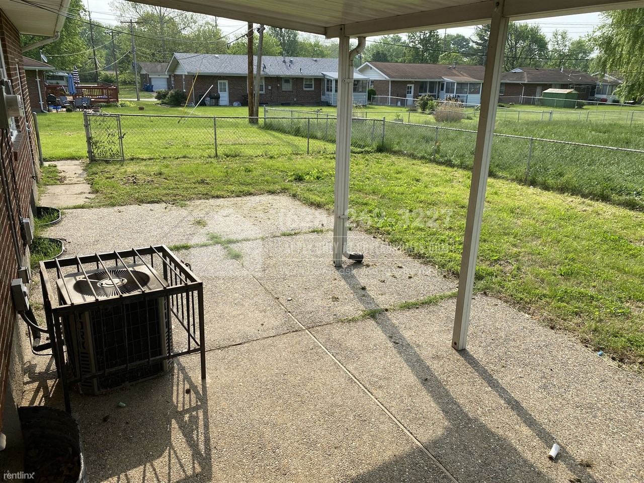 1348 Highmont Dr - Photo 3 of 12