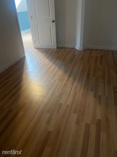 51 Reservoir Rd #3C - Photo 2 of 10