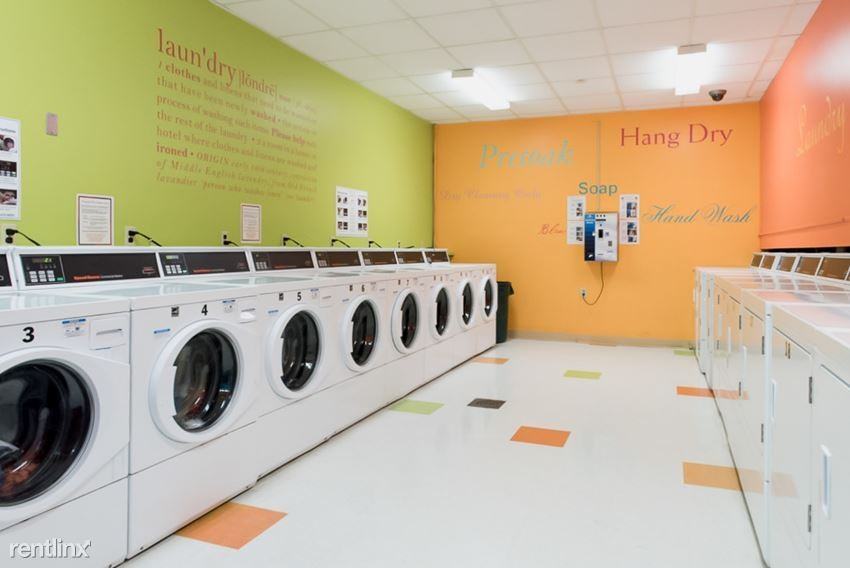 270 Babcock St - Photo 2 of 22