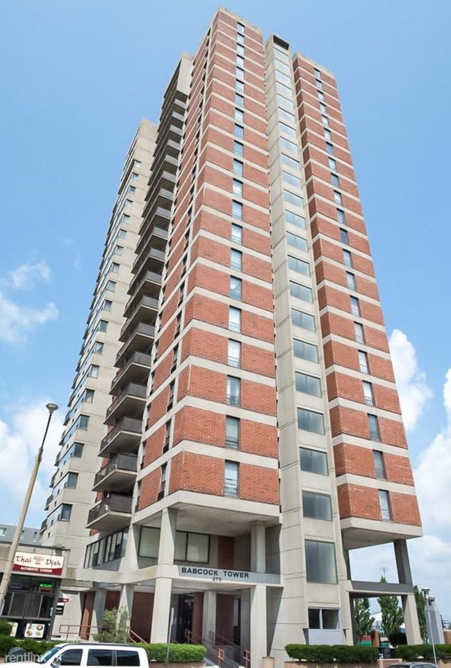 270 Babcock St - Photo 3 of 22