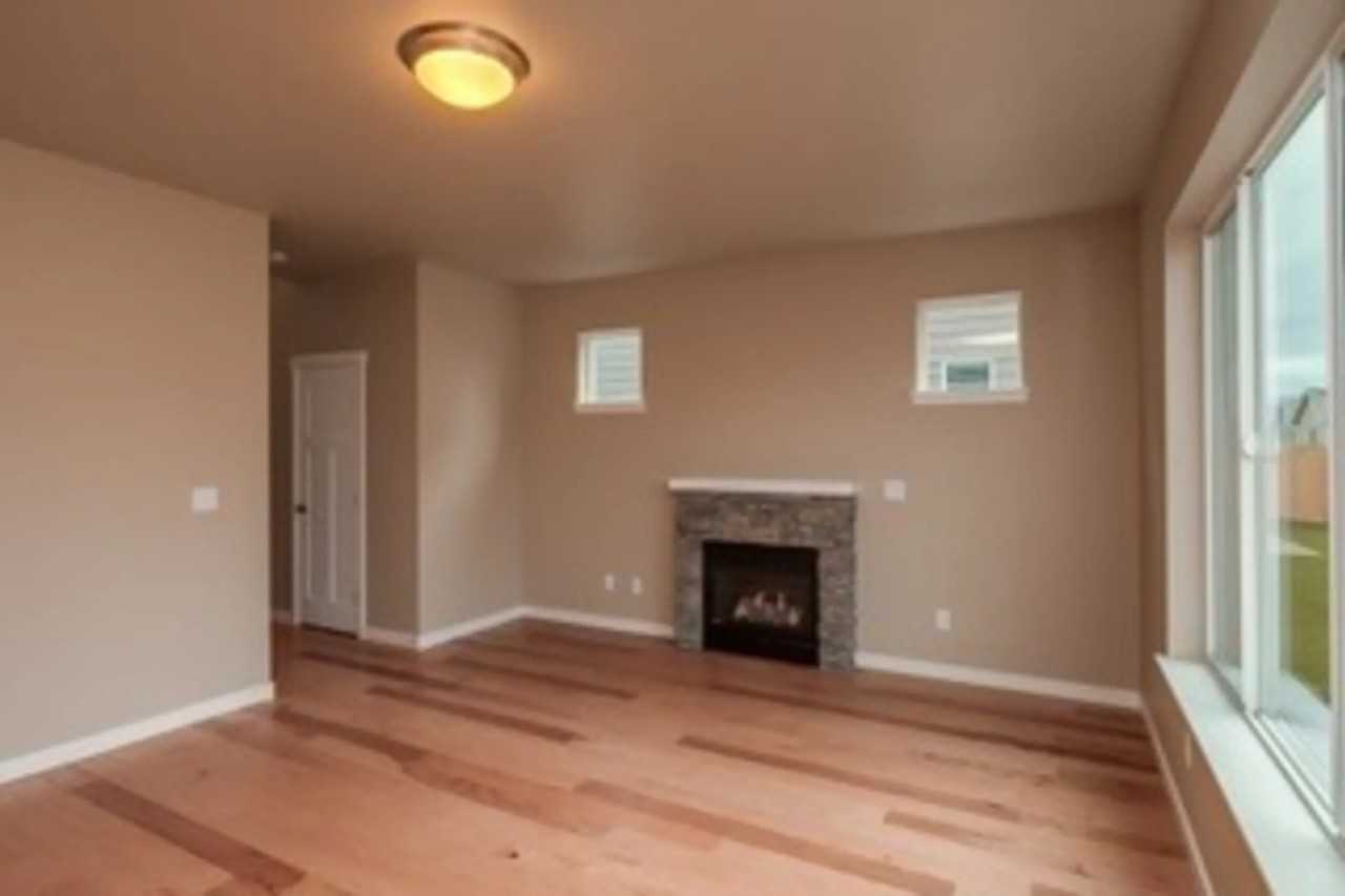 4733 Hadley St - Photo 3 of 14