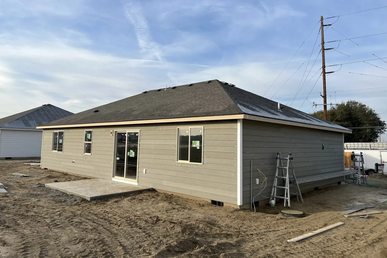 909 S Euclid Rd - Photo 2 of 9