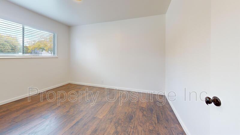1558 Bridge St #1 - Photo 7 of 22