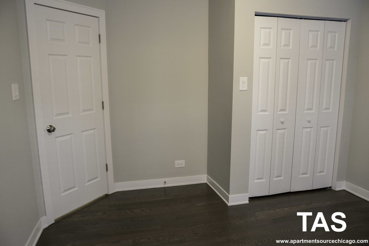 5061 N Damen Ave #1E - Photo 7 of 15