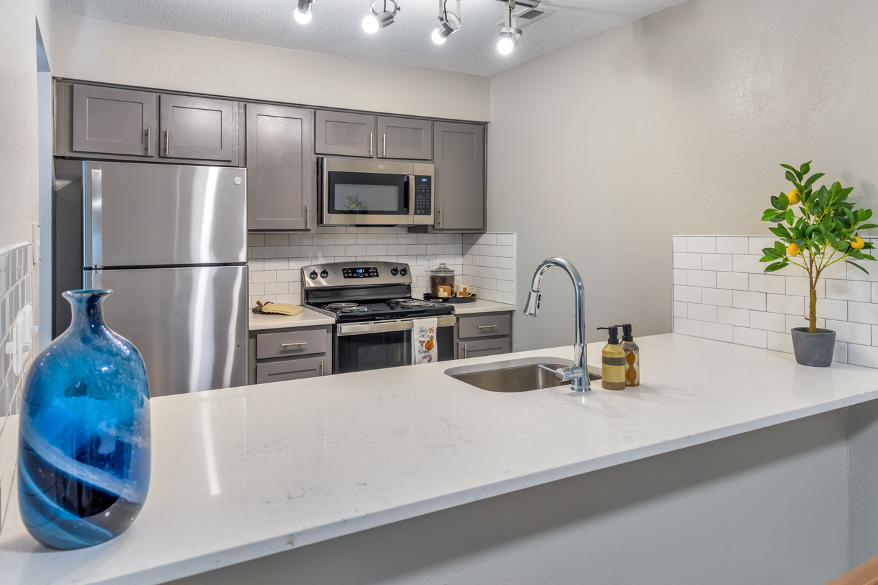 The Sawyer - Photo 2 of 22