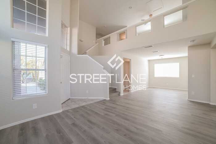 4224 E Palo Brea Ln - Photo 2 of 16