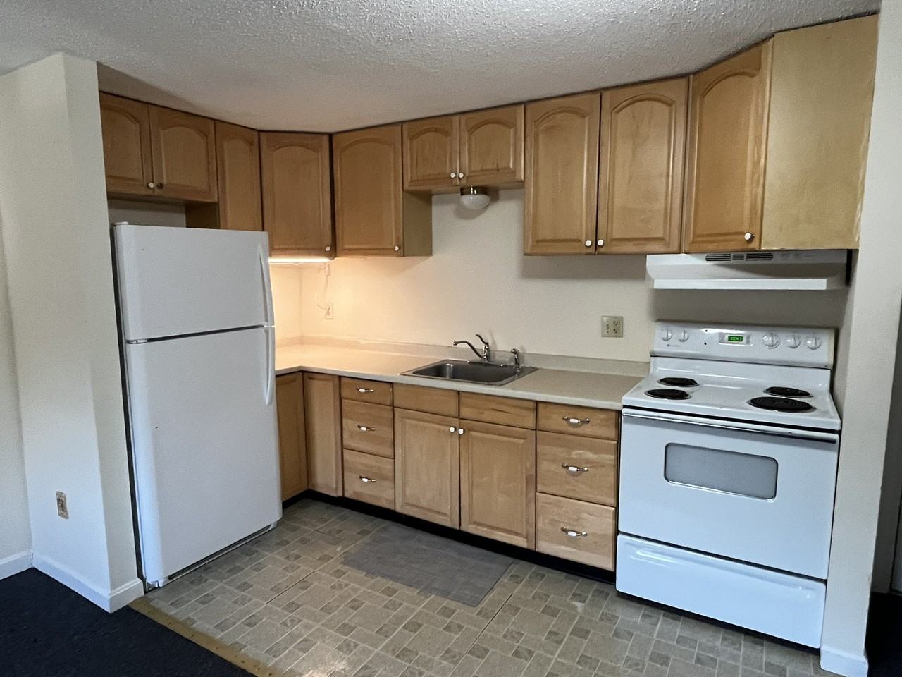 357 Main St - Photo 2 of 15