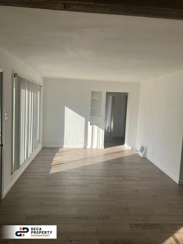 5 Lynn Meadows Ln - Photo 3 of 15