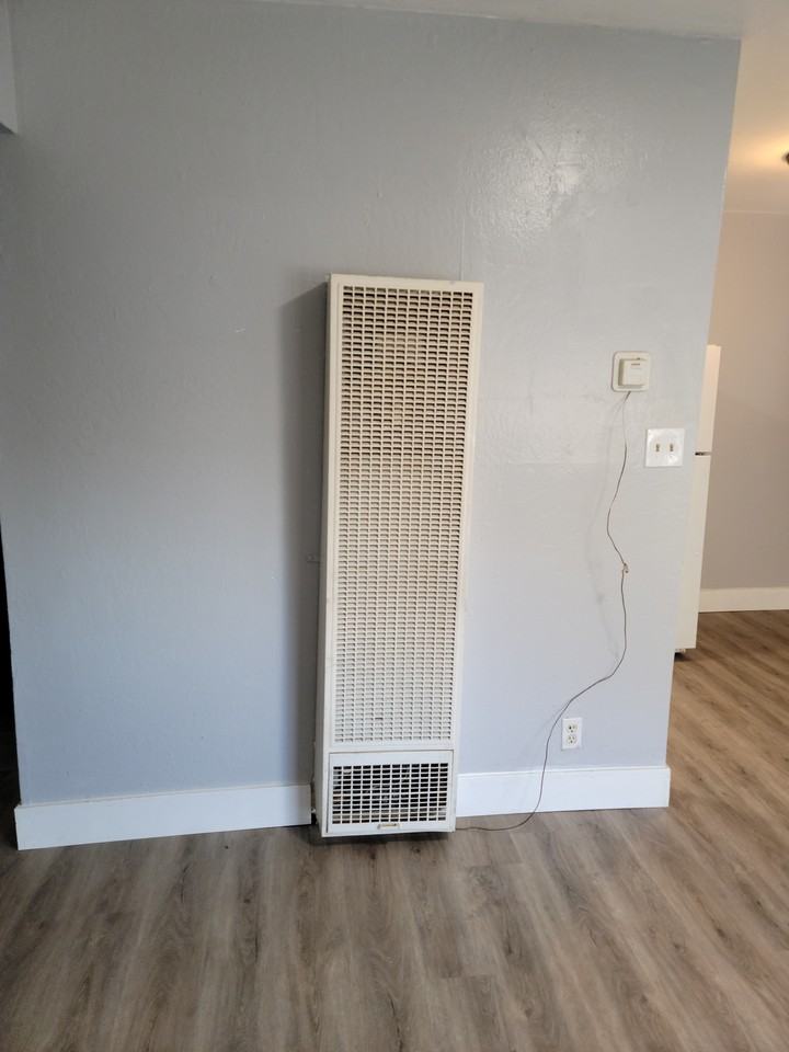 3729 Balsam St - Photo 3 of 10