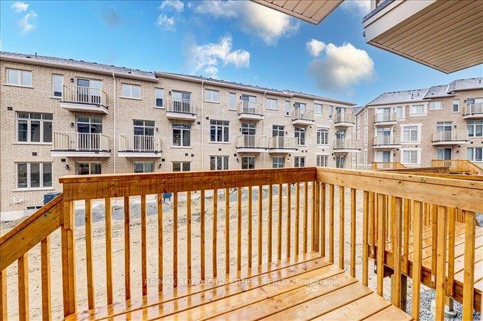 18 Thomas Hope Lane - Photo 3 of 6