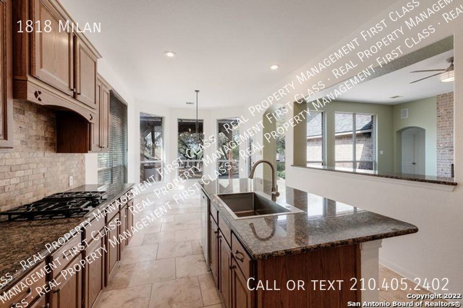 1818 Milan - Photo 2 of 11