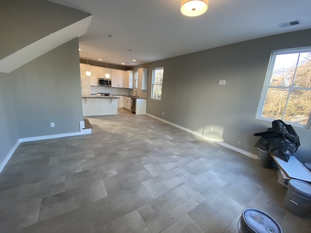 2120 Herman St - Photo 3 of 25