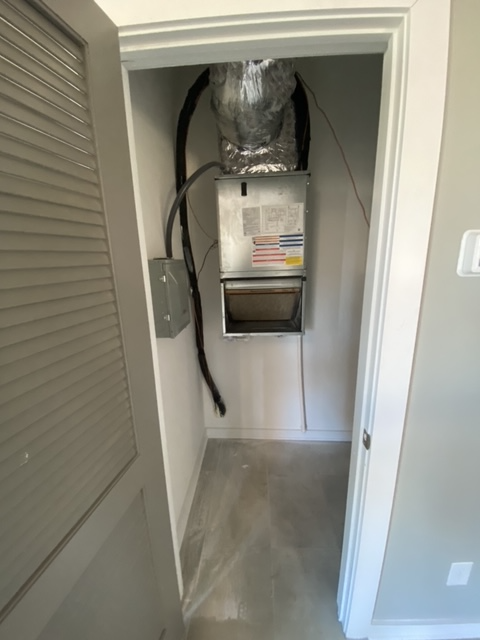 2120 Herman St - Photo 5 of 25