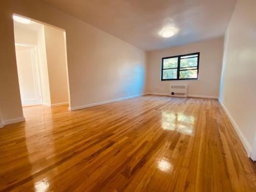 72-54 153rd Street #2G - Photo 2 of 12