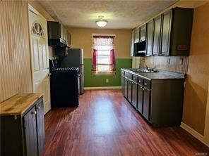 169 Glenwood Avenue - Photo 2 of 10