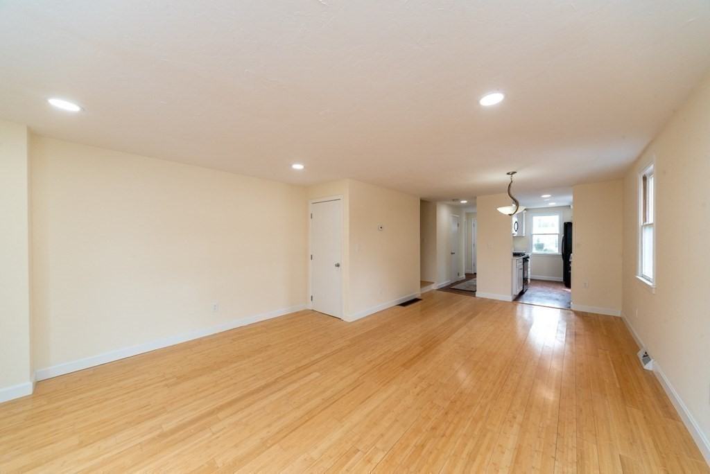 37 Colonel Bell Dr #A3 - Photo 3 of 14