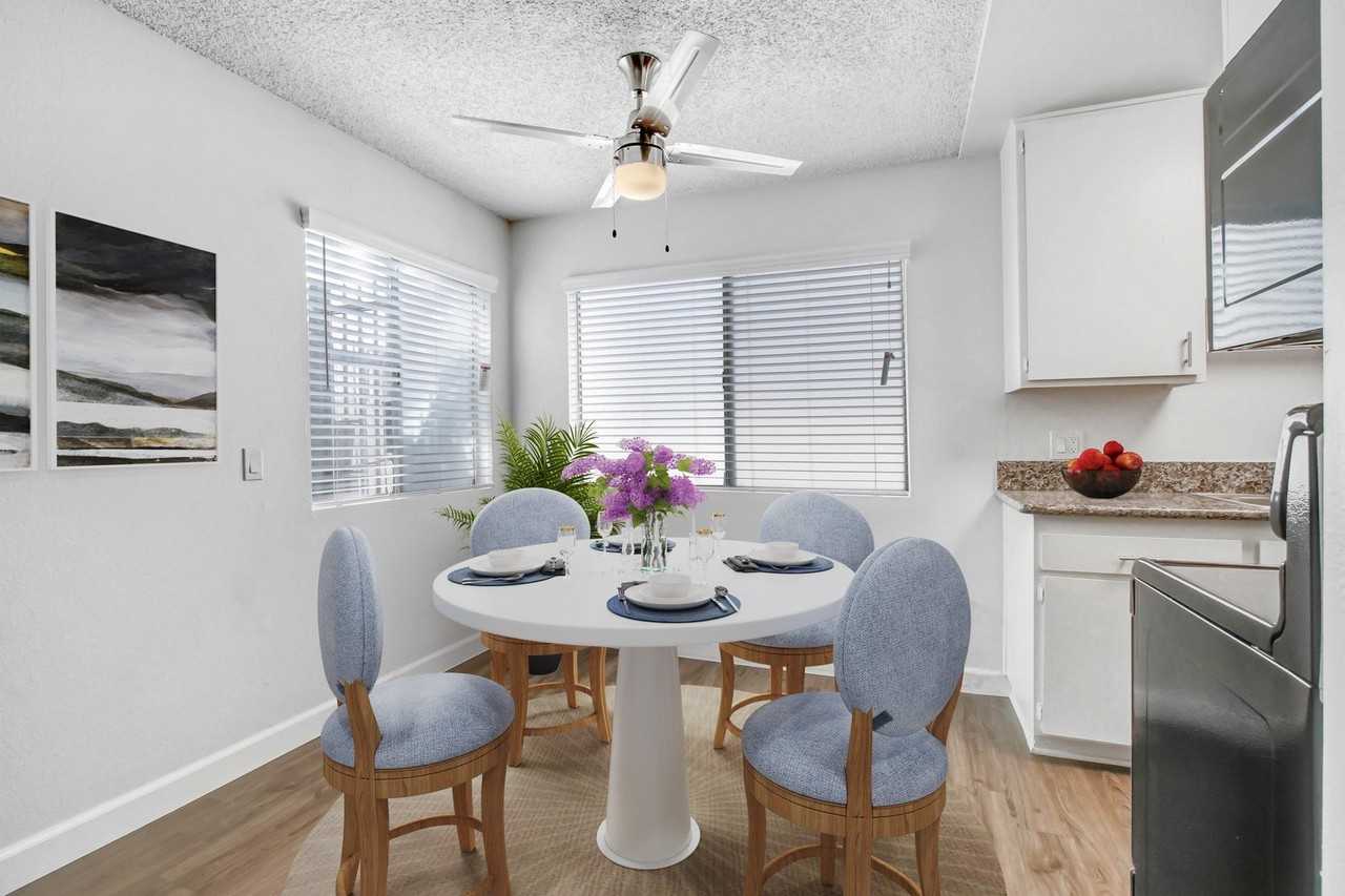 Mon Leon - Photo 4 of 57