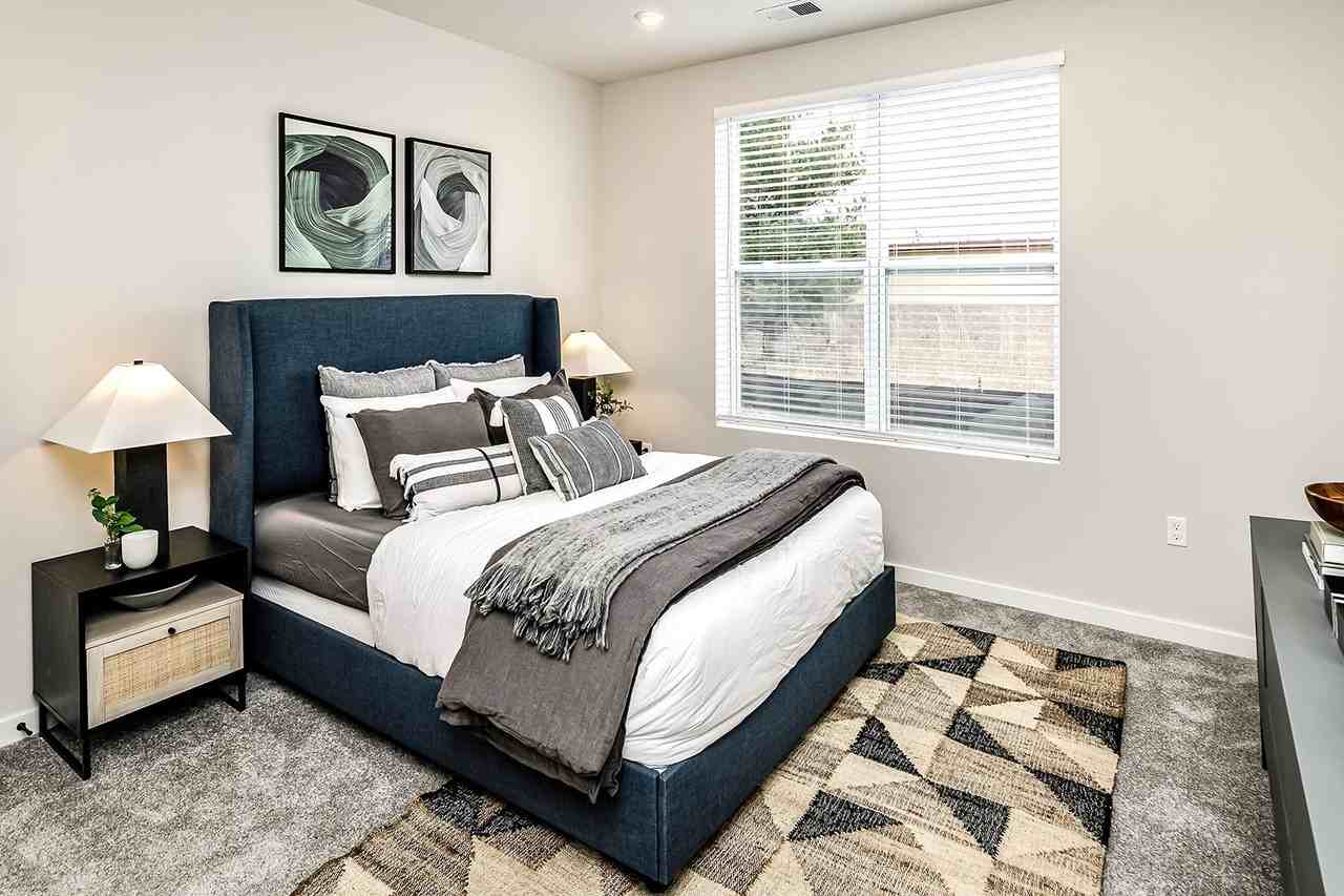 The Parker - Photo 7 of 36