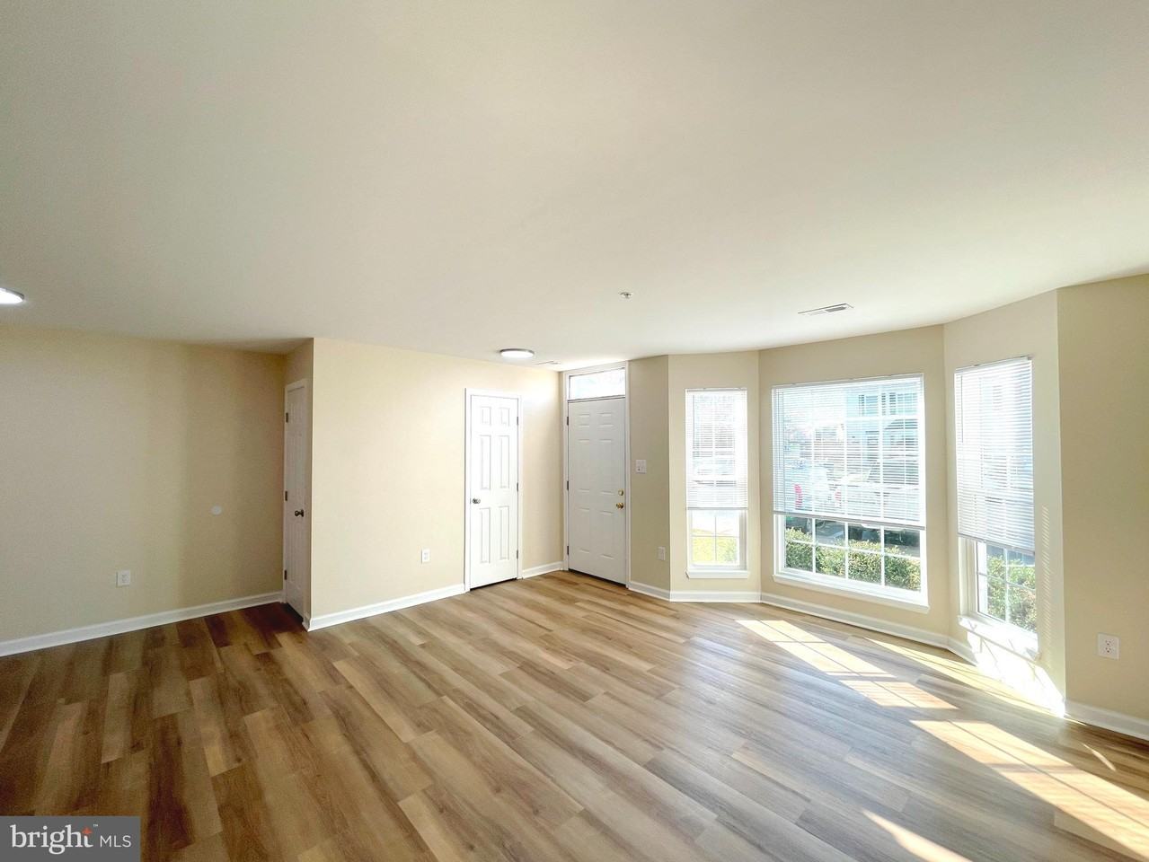 22060 Saint Elizabeths Ct - Photo 2 of 21