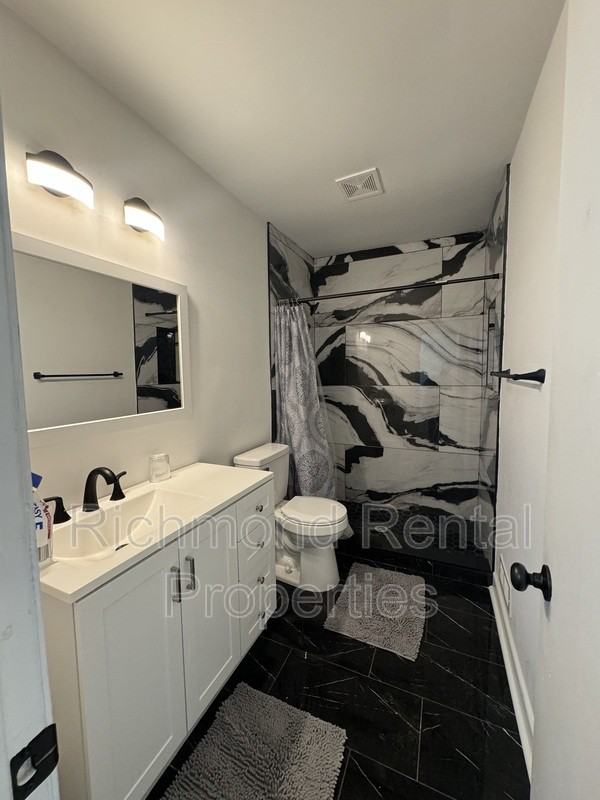 2241 Kingsbrook Dr - Photo 3 of 12