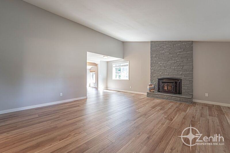 1701 Se 123rd Ave - Photo 6 of 39