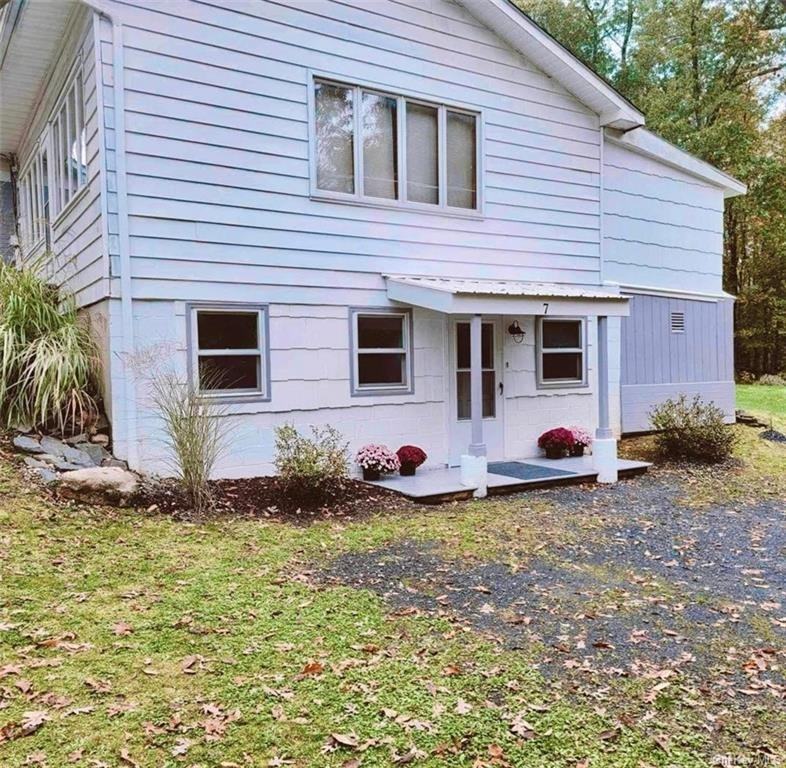 7A Red Top Rd, Wallkill, NY 12589 2 Bedroom Apartment for 1,400/month Zumper