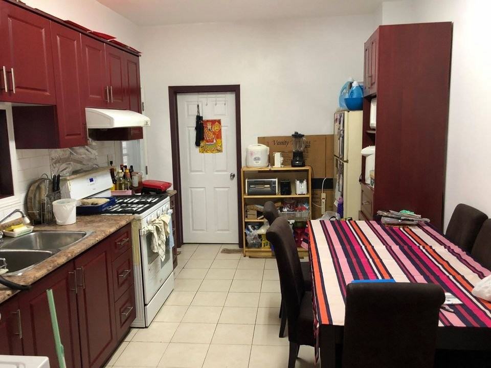 89 Jersey Avenue - Photo 4 of 6