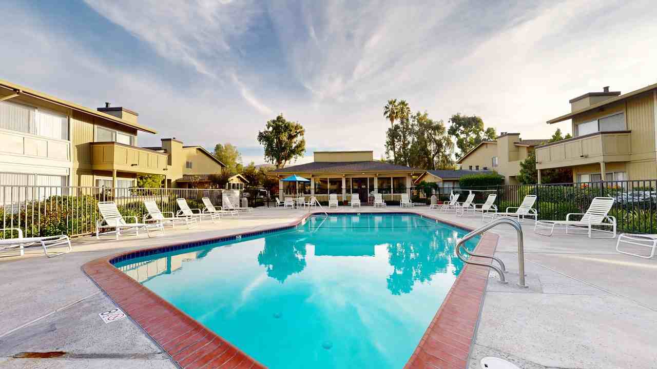 The Foothills - Photo 2 of 53