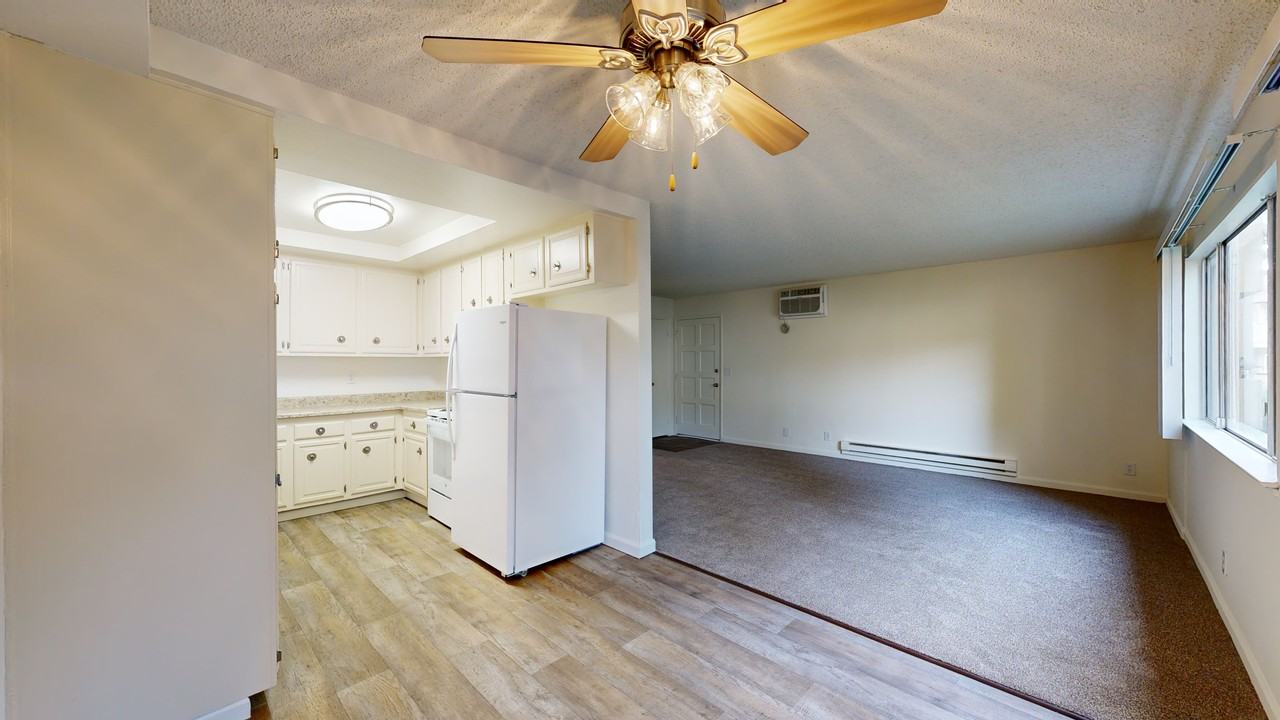 The Foothills - Photo 7 of 53