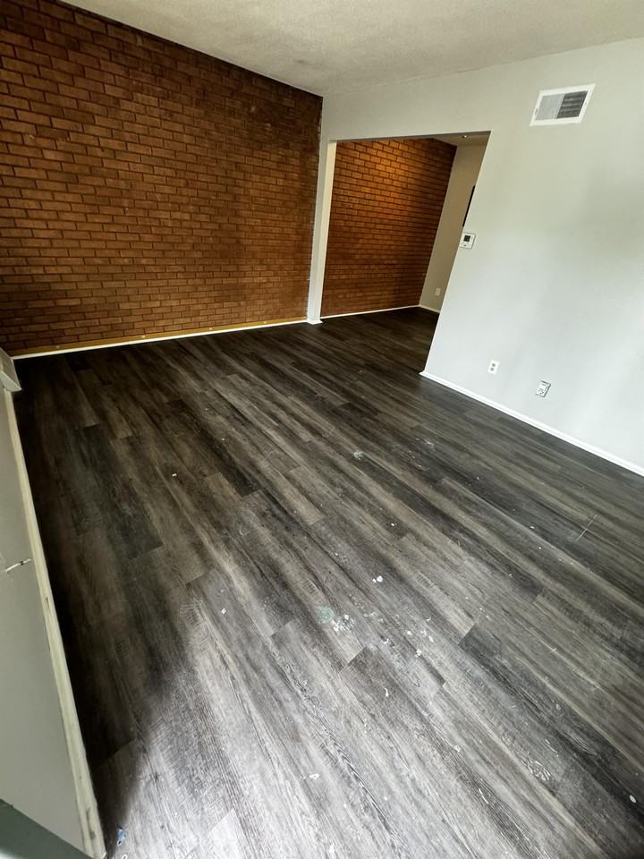 605 Ewing Ave #605 - Photo 2 of 8